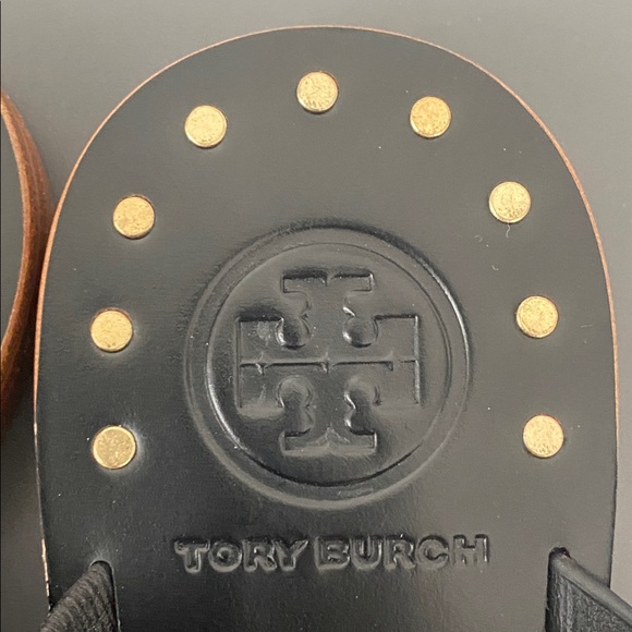 Tory Burch Black Leather Toe-Ring Slide Sandals Gold Hardware Sz 5.5 Chic NWOB - Picture 4 of 12